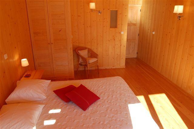 Maison Rouge Plan d'Aups Bilik gambar